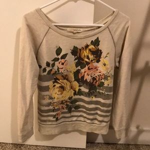 Lovely, Floral Patterned Sweater